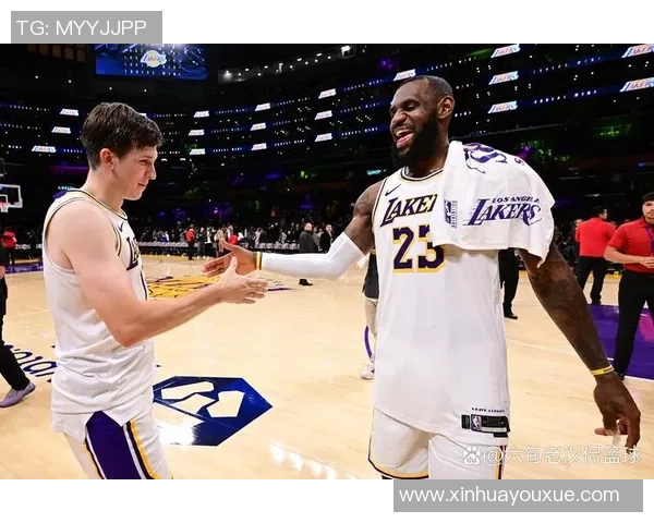 2020年湖人对阵开拓者季后赛第二场精彩回顾与赛后分析